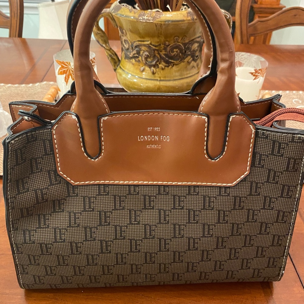 *LOWEST $* AUTHENTIC LONDON FOG HANDBAG SIGNATURE LOGO RARE FIND!